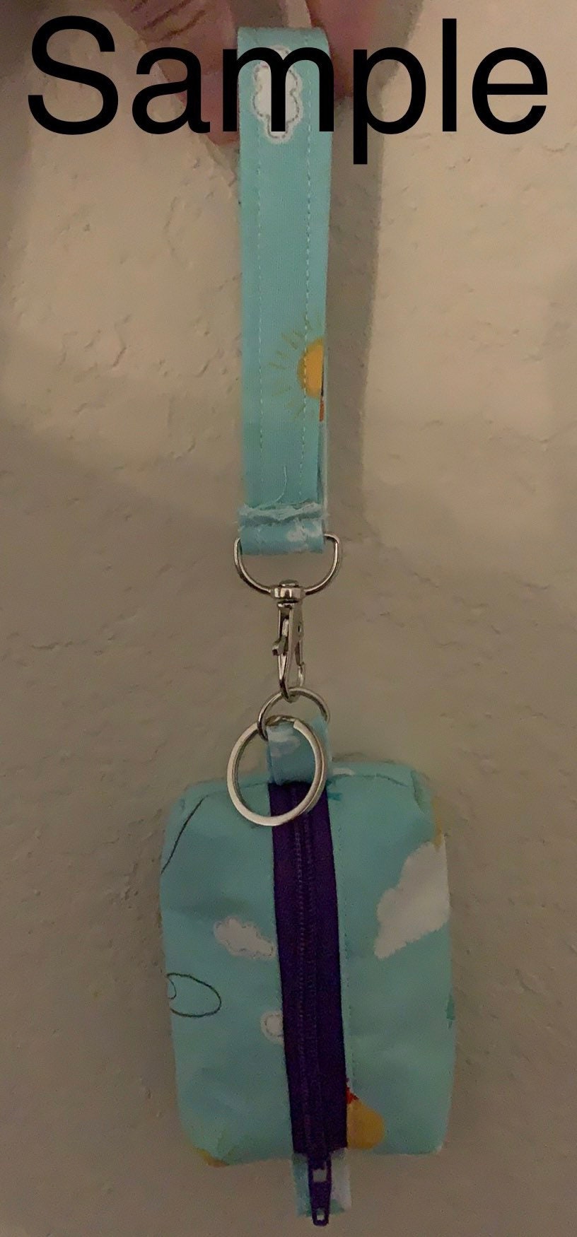 boxy bag for the wrist