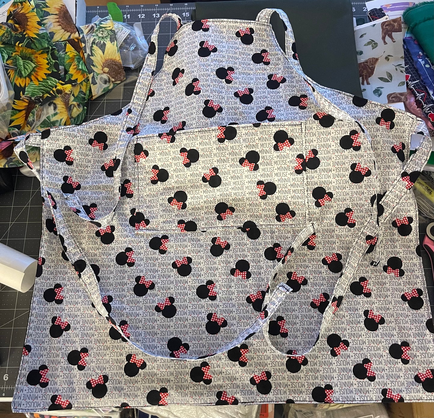 Handmade Apron — Custom Fabric, Optional Waterproof & Embroidery
